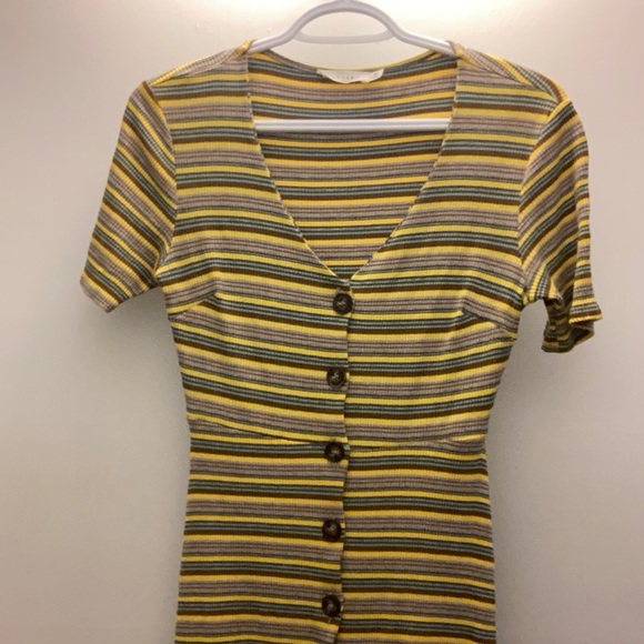 Cute striped 70s sundress - Picture 1 of 5